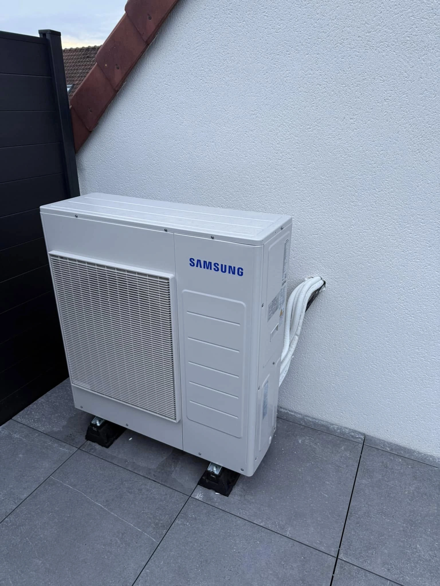 Installation de pompe à chaleur électrique et hybride gaz à Arras, Lens, Douai, Béthune – Énergie Renouvelable Florido Installation de pompe à chaleur électrique et hybride gaz à Arras, Lens, Douai, Béthune - Énergie Renouvelable Florido